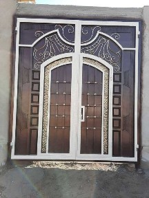 Uy shoshilinch sotiladi/uy sotiladi/hovli sotiladi