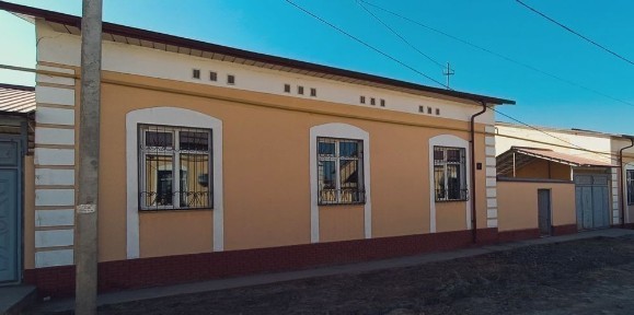 Новый Коттедж, 6 соток 2017 года. массив Дустлик. (хеч ким турмаган