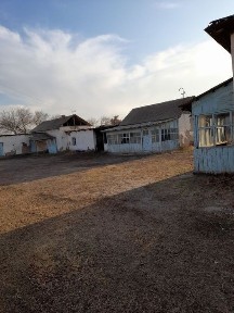 Sirdaryo viloyati Sirdaryo tumanida xovli sotiladi daryo boyida