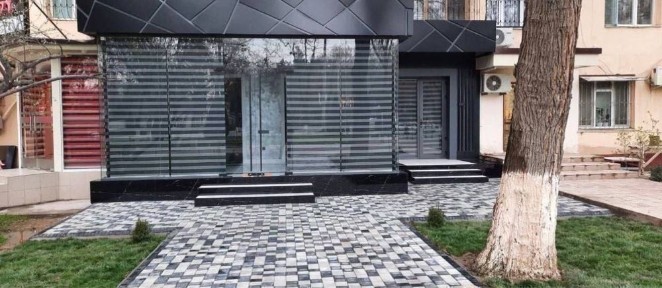 Аренда. Ц5 первая линия. 70 кв. Ориентир посольства Германии