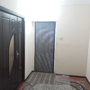 4 хонали уй, 1-этаж 82 домда сотилади