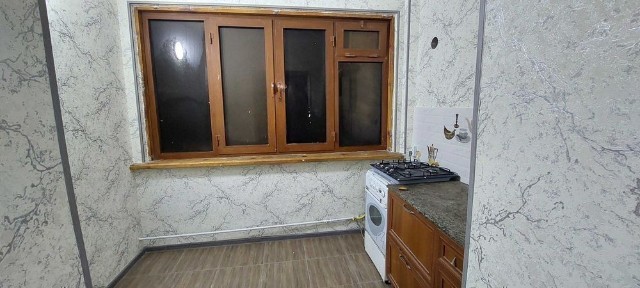 Самарканд шахри, Селхоз институт рупарасида 3 хоналик уй