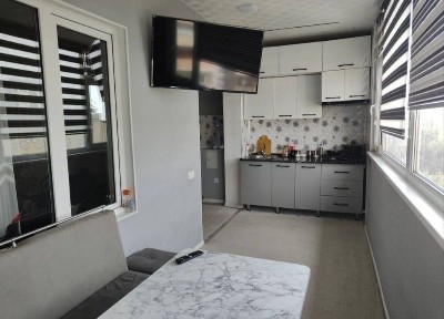 Sebzor mahallasida kvartira sotiladi