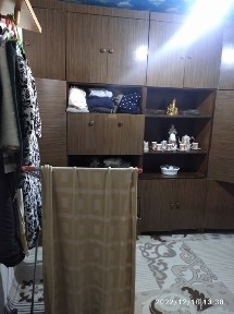 Продается 3 жилой комнатный дом на одной сотке ориентир метро Максима