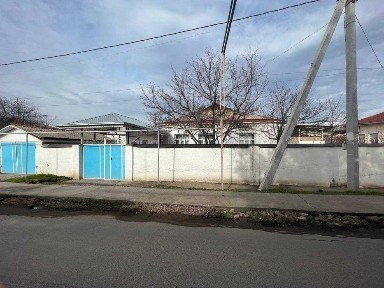 продается дом в центре