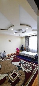 Jizzax shahar uy stadion ko'cha Uy sotiladi 3 xona