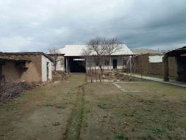 Срочно уй сотилади