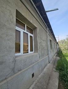 Дурмон К. Ф.Й Янги Аргин махалласида уй сотилади