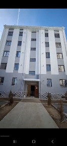 Хазорасп тум. марказида жойлашган 2хонали квартира зудлик блан сотилади