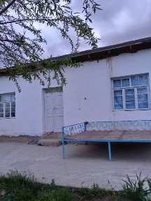 Дом с земельным участком