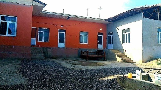 uy sotiladi chustda