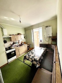 2 Xonali uy sotiladi