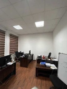 Сдается офис ориентир Мустакиллик Консерватория