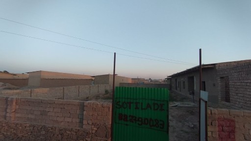 Uchastka sotiladi