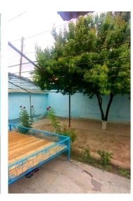 Hovli sotiladi tez fursatda!