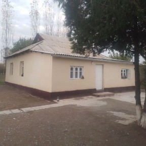 Уй сотилади хамма шаройитлари бор 5 хонали 40 сотих