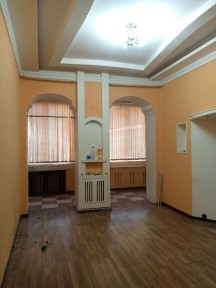 Своя квартира прадаётся на минор метро 3/1/3 ц5
