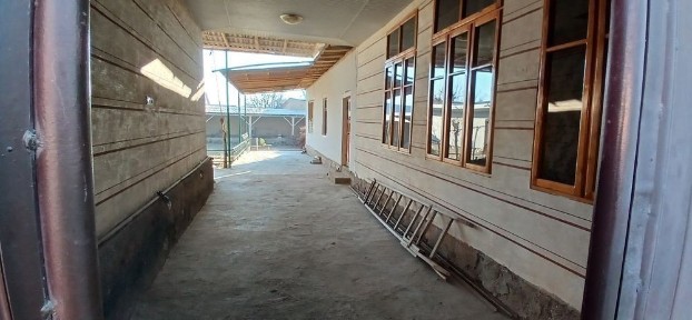 Кармана 2 булим эски 5 xovli 8 sotihli zamonaviy barcha sharoiti bila