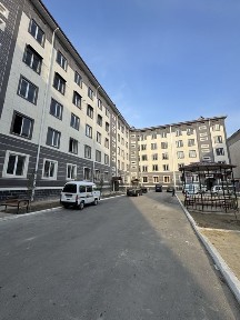 Срочно. 1хонали 1-этаж, квартира сотилади. 300млн сум.