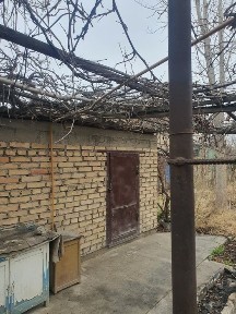 Дача сотилади части олдида