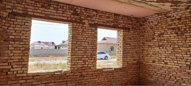 Uy Uchastka sotiladi Srocho sotiladi Uchqizilda arzon uy