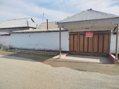 Сирдаре вилояти, Бахт шахрида 5 соток ховли