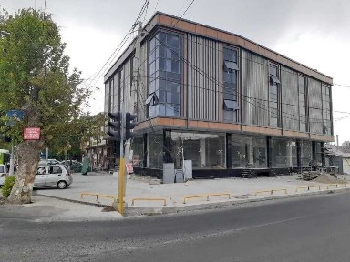 Сдаётся в аренду здание 2200м2 недалеко от Учтепинского хакимията