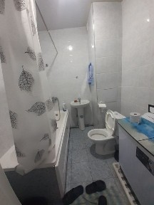 Уй ижарага берилади, нархи 3 мил. Хамма шароитларга эга,.