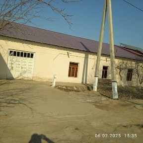 800 kv m uy joy kelishilgan narxda sotiladi