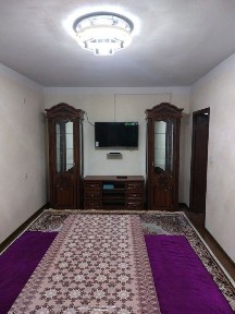 Сирдарё вилояти Гулистон шахар 6 мавзеда 3 хонали уй ижара