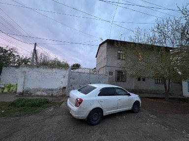 В центре города продается частный дом