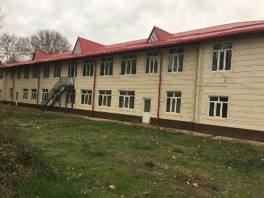 57 сот, 1320 кВ м здание г. Газалкент