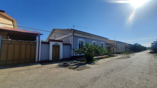 6 сотихлик каттеж сотилади