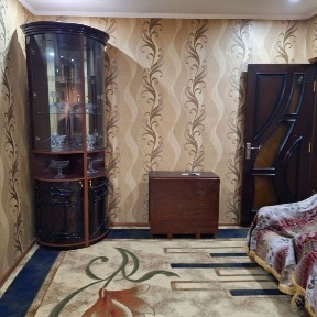 МРО ГАИ Рупарасида жойлашган 3.хонали уй ижарага б