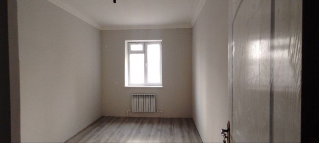 Kvartira ijaraga beriladi, manzil Andijon viloyati eski XATP-7 binosi