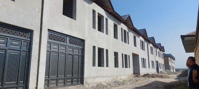 4 sotixli haytek fason uy sotiladi