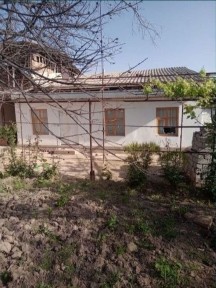 Uchastka sotiladi 6.sotix 4.xona