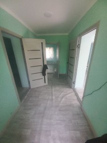 Ховли сотилади срочно