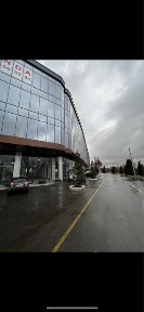 Продается в центре города бизнес центр