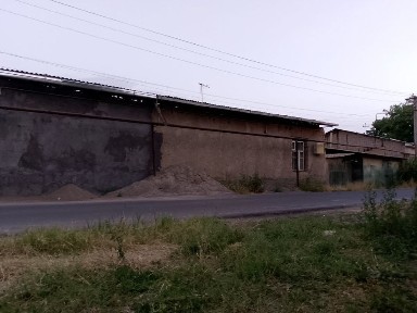 Uy sotiladi dorimon temiryoʻlchilarida suv 2ta liniya gaz sovet 2ta