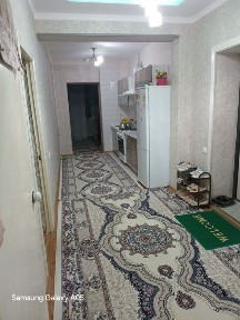 1chi etaj 3 xona 4 xonaqilingan yani balkon 1 metr oldinga surilgan