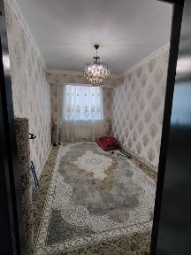 Uy sotiladi 3 xonali 77 м²