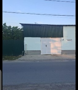 Уй сотилади. 2 сотих 4 хонали