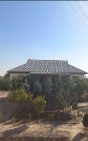 Termiz shahrida barcha sharoitlarga ega ikki qavatli uy-joy sotiladi