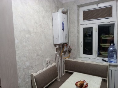 Uy sotiladi Nazarbek sanatoriyasida