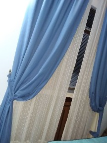 Продаю комнату с подселением в трехкомнатной квартире