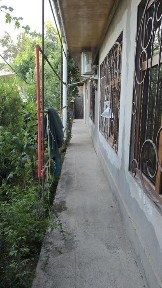 HOVLI UY JOY sotiladi