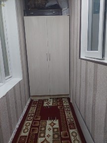 Срочна талаба кизларни куяман