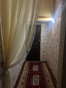 Ikki honali uy maktab orqada karzinka yaqin bogcha bor