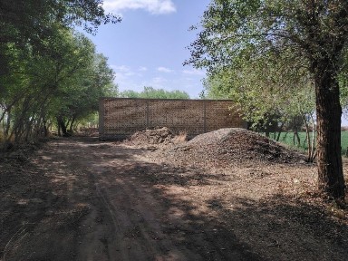 Нотурар бино сотилади, келишилган нархларда